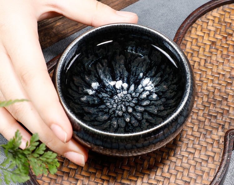 Tenmoku glaze is made through high temperature firing